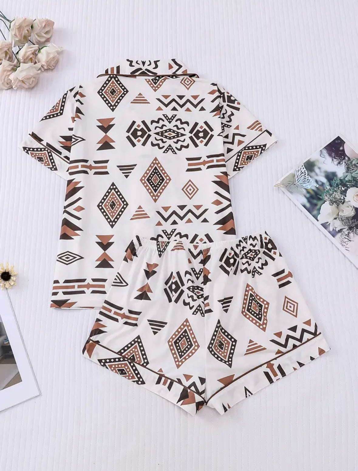 Indian-Style Print Women's Pajama Set - Short Sleeve Shirt + Shorts